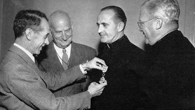P. Carlos Rossi, S.J.