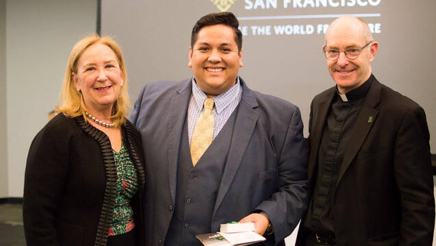 Joaquin Razo receiving the Dean's medal