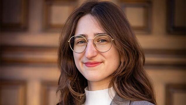 Ivona Pujic headshot