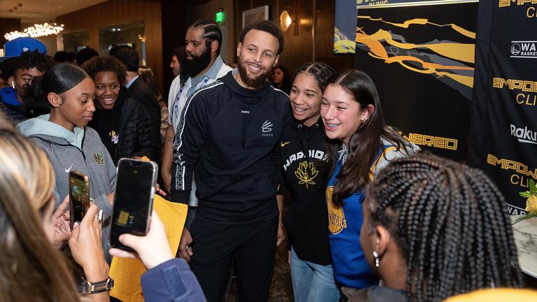 Read the story: Warrior Steph Curry Honors USF’s Institute for Nonviolence and Social Justice