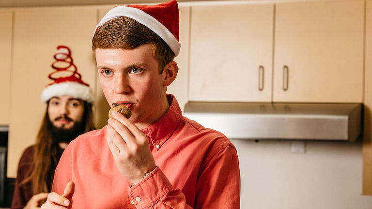 Tasting cookies