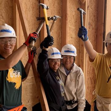 SOM students volunteer on Habitat project