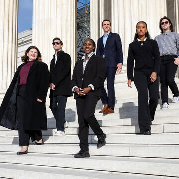 group of usf students in washington dc