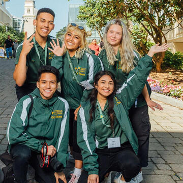 USF's go team welcomes new students