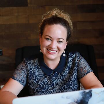 Tia McMillen Headshot