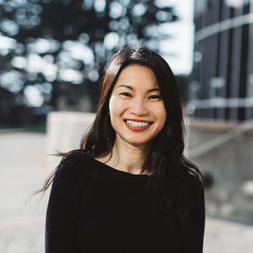 Wei Menkus headshot