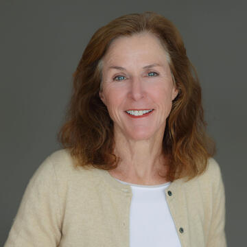 Jean Driscoll Headshot