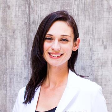 Kelley Booth headshot