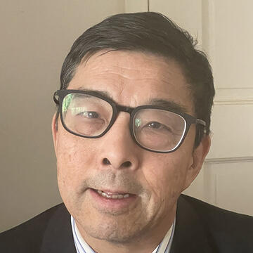 Michael Woo Headshot