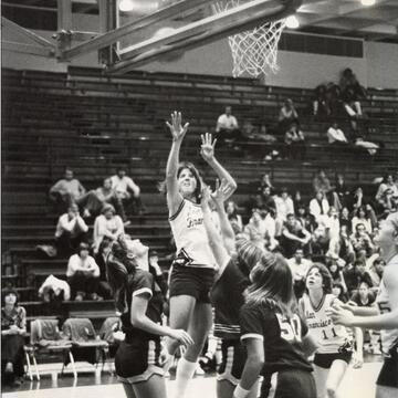 USF women's basketball team in 1968