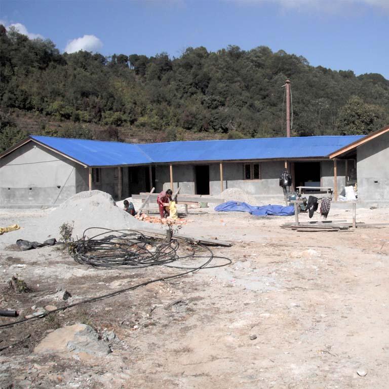 the building in the process of construction in the hill of Napal