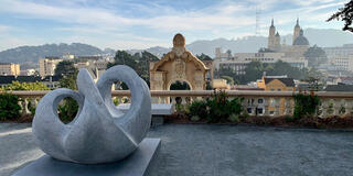 Image of lone mountain