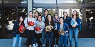 Students volunteering for the Thanksgiving food drive