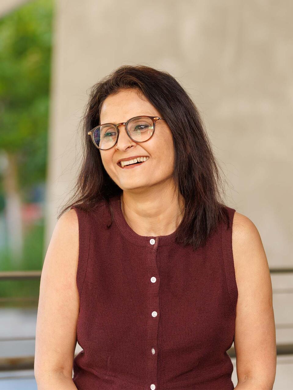 Sweta Thota headshot